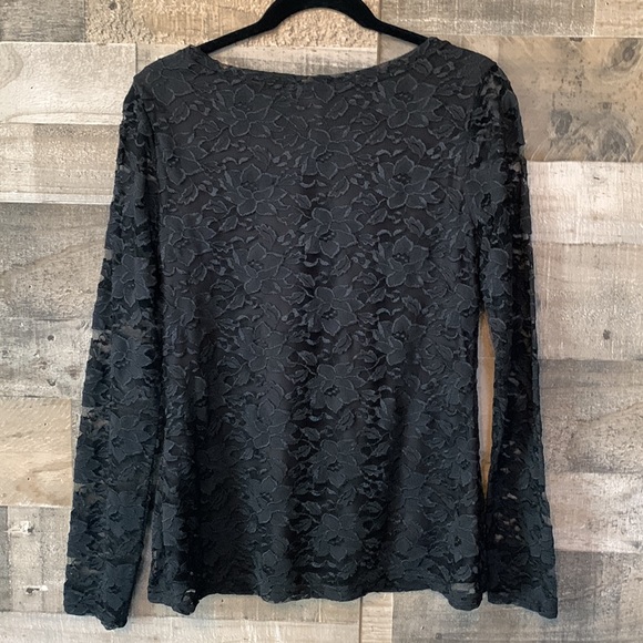 Banana Republic Lace Top - Picture 12 of 13
